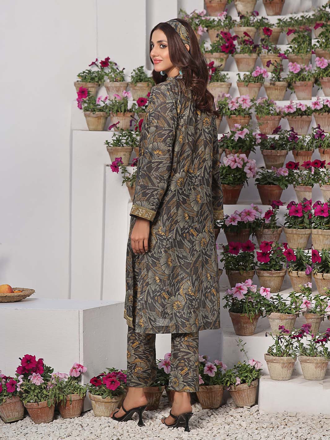 2 PC LAWN Stitched  RLS-2-013